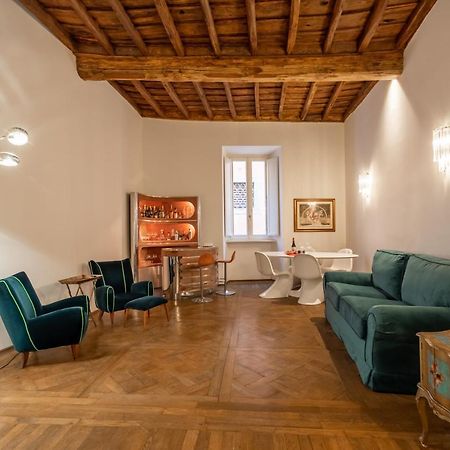 Appartement Chic And Style In Historical Via Giulia à Rome Extérieur photo