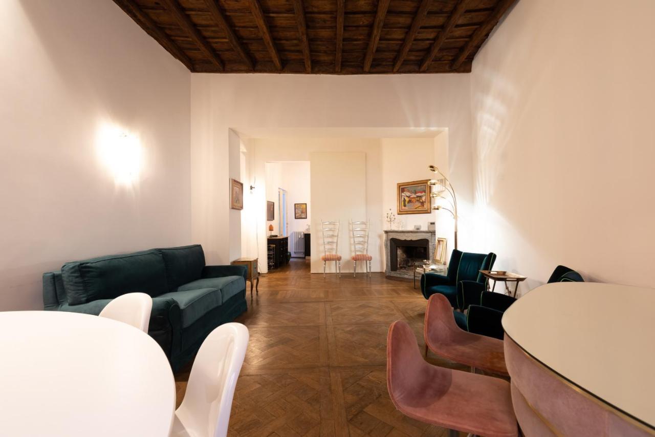 Appartement Chic And Style In Historical Via Giulia à Rome Extérieur photo